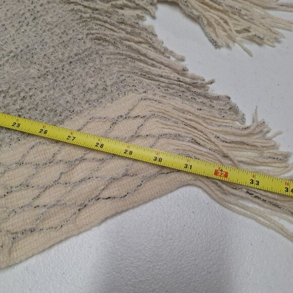 Anthropologie Do Everything In Love Poncho One‎ Size Faux Fur Collar Knit Fringe - Picture 7 of 13